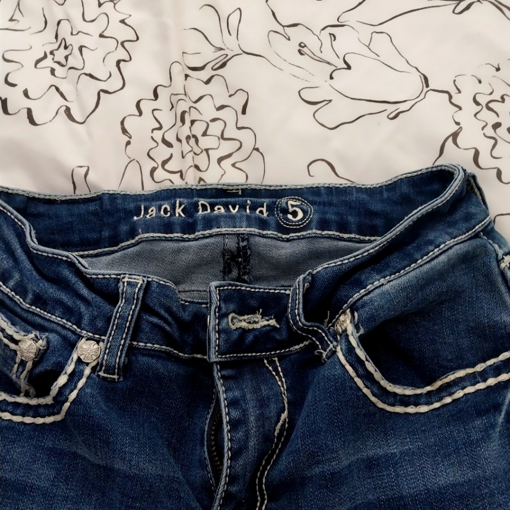 Sexy  jack David Jeans Size  5 with  Silver and Pearl  buttons